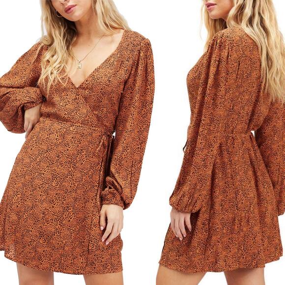 Billabong Spring Romance Sleeve Mini Wrap Dress Animal Print Toffee size S NWT - Picture 12 of 12